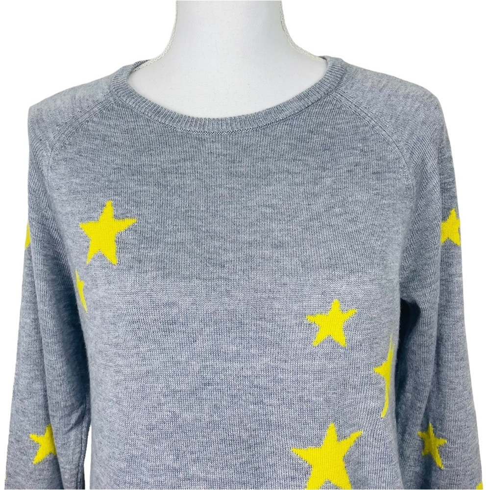 Magaschoni Cashmere Blend Crewneck Gray Yellow Star Sweater Size M - Picture 7 of 11